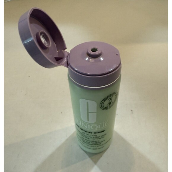 Clinique All About Clean All-In-One Cleansing Micellar Milk+Makeup Remover 6.7oz - Picture 4 of 4